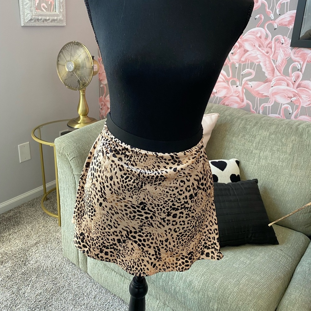 Forever 21  silk mini skirt Xs